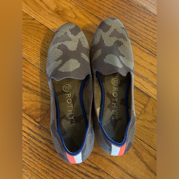 Rothy’s camo slip on shoes size 7 - Picture 3 of 4